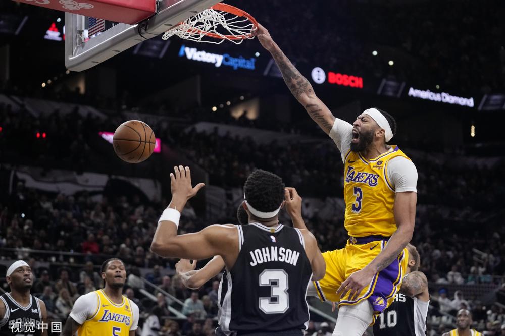 也让他个人 也让他个人