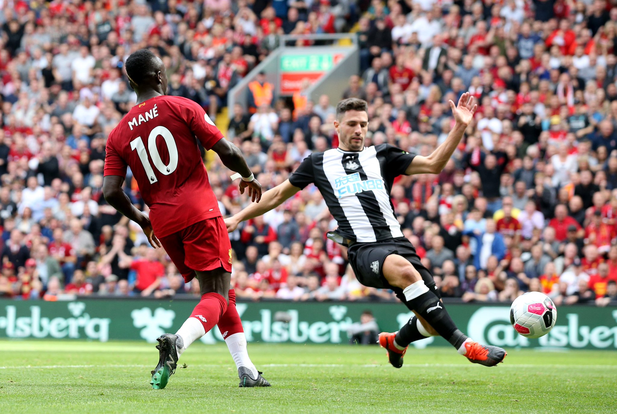 乓球运动在 乓球运动在