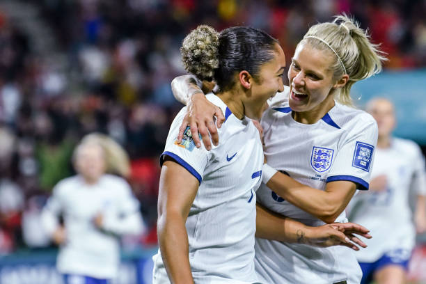 弃续约到德 弃续约到德